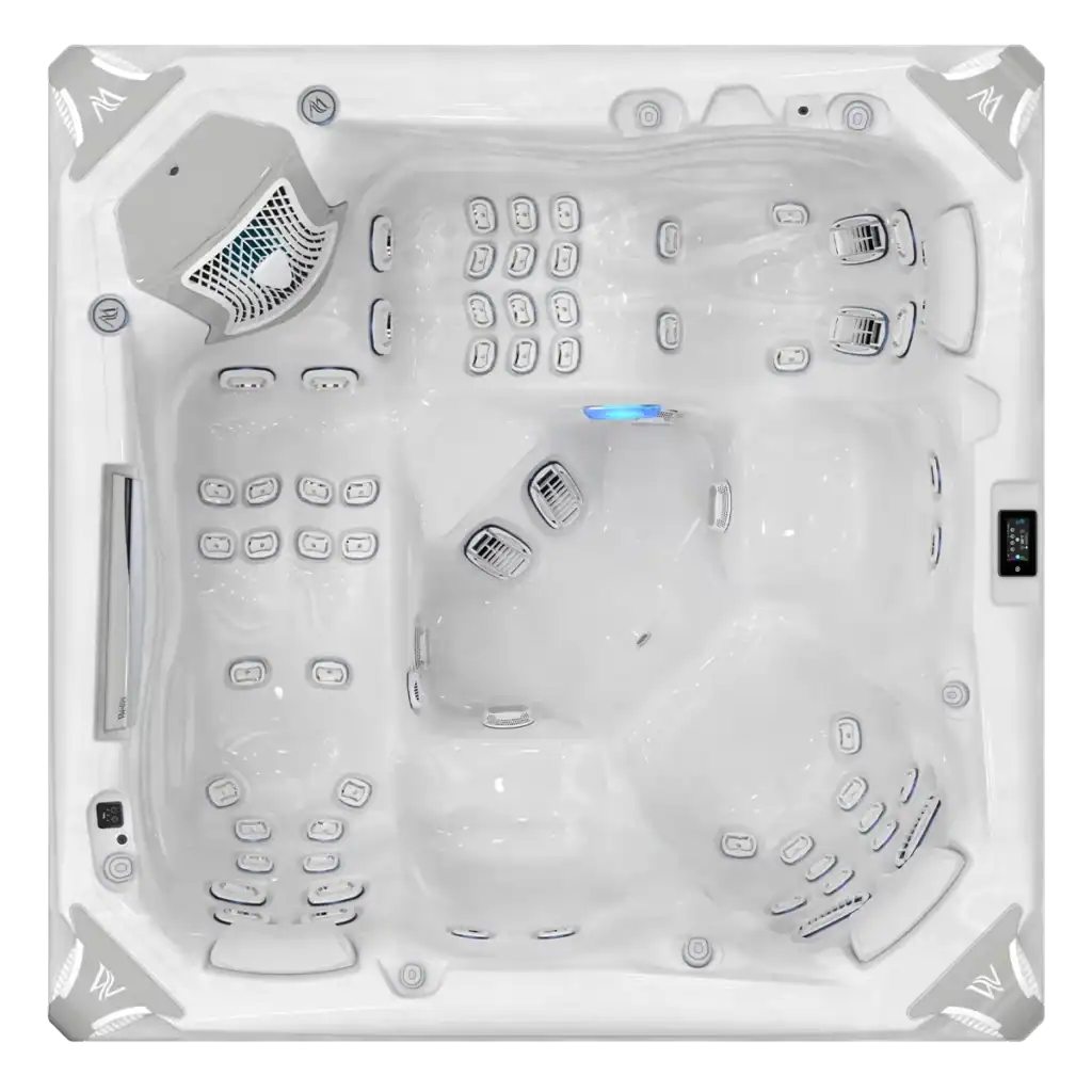 Everest Life hot tub